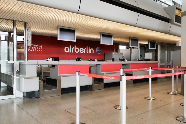 Leerer Air-Berlin-Schalter