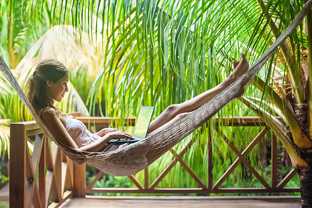 Auch im Urlaub die Lieblingsserien im Internet schauen
