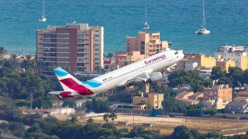 Airbus über Mallorca