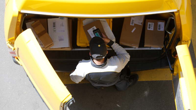 Paketbote